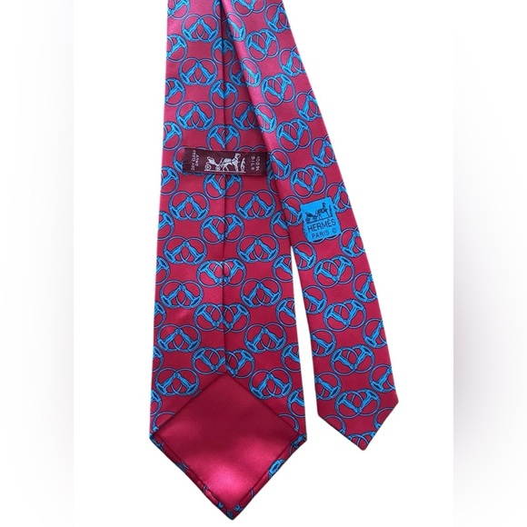 Hermes 100% silk pink & blue classic equestrian print tie